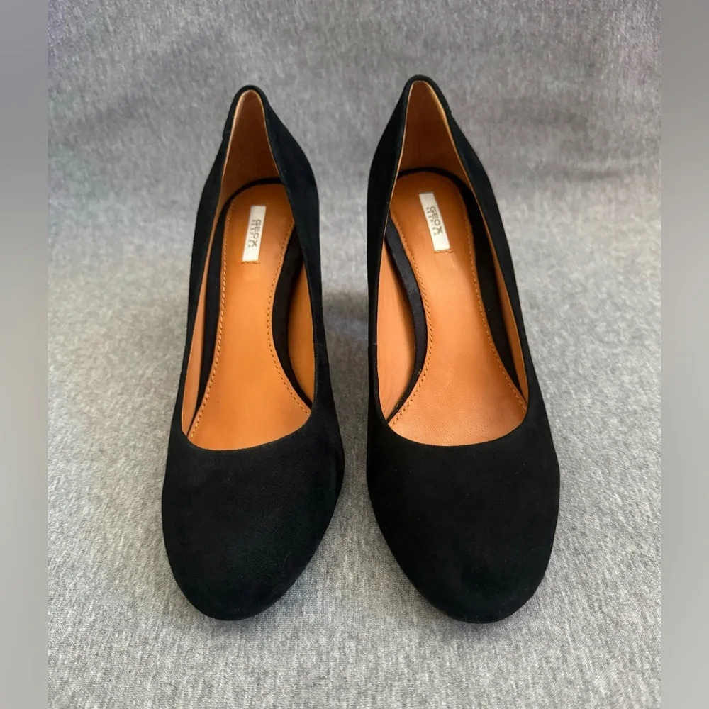 GEOX Respira Marian classic black suede‎ leather round toe pump heels women’s 8
